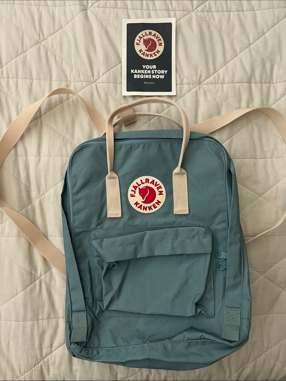 FJALLRAVEN KÅNKEN Water Resistant Backpack Sky Blue Light Oak